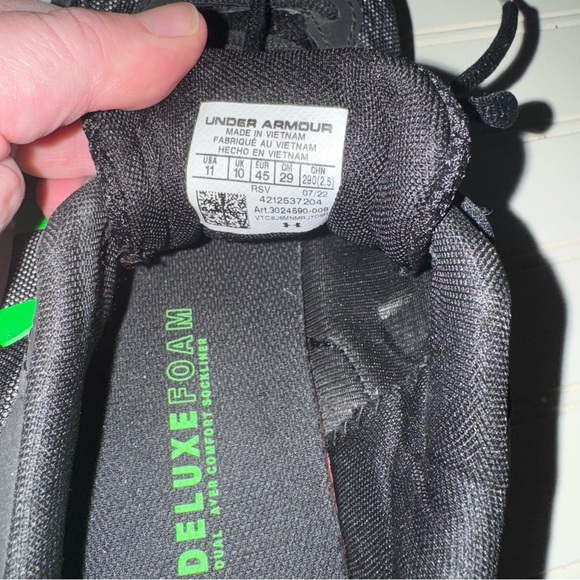 Under Armour Men's Charged Assert 9 Running Shoe - Picture 6 of 7